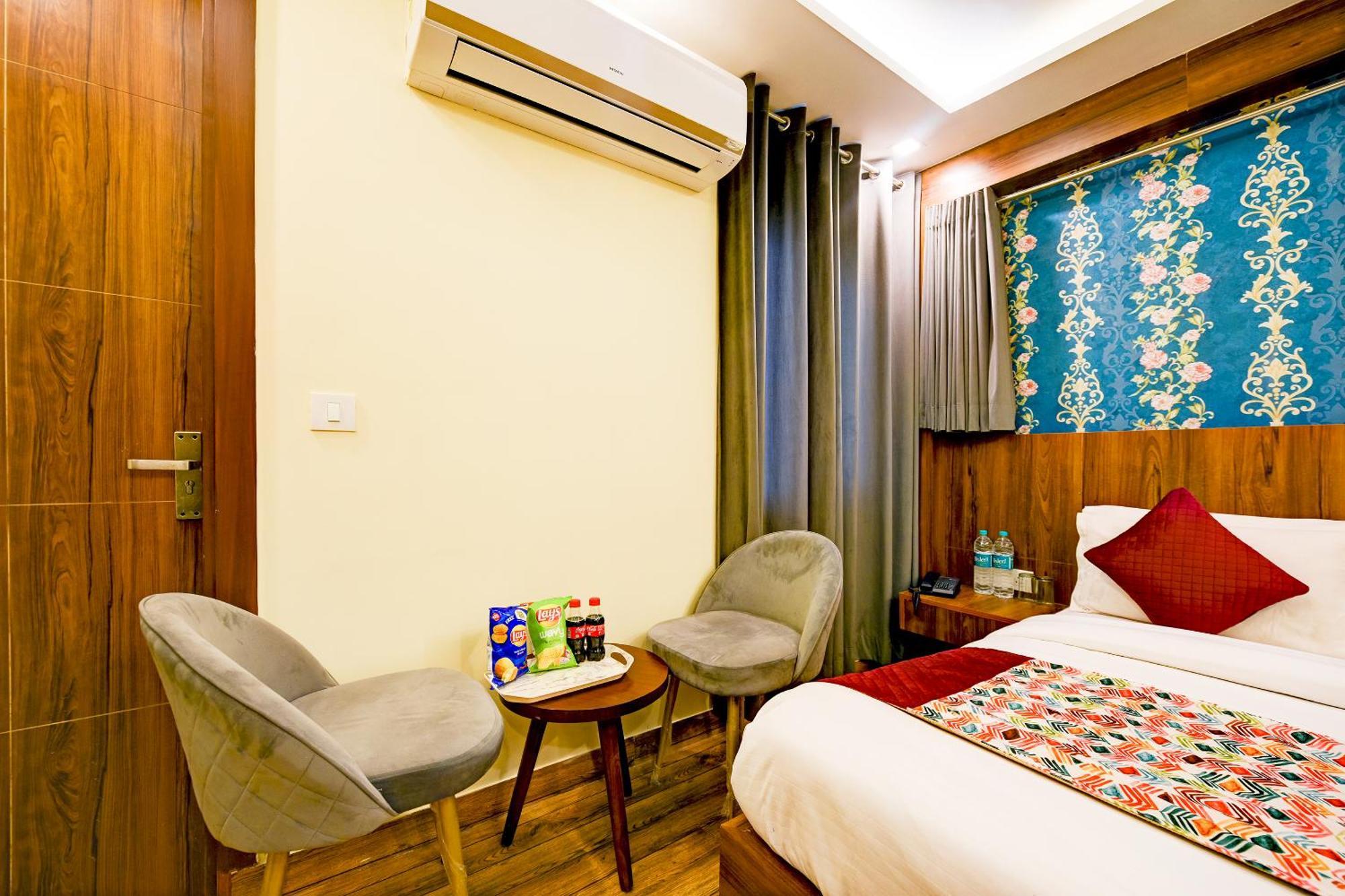 Rosewood Suites A Family Hotel Near Delhi Airport นิวเดลี ภายนอก รูปภาพ