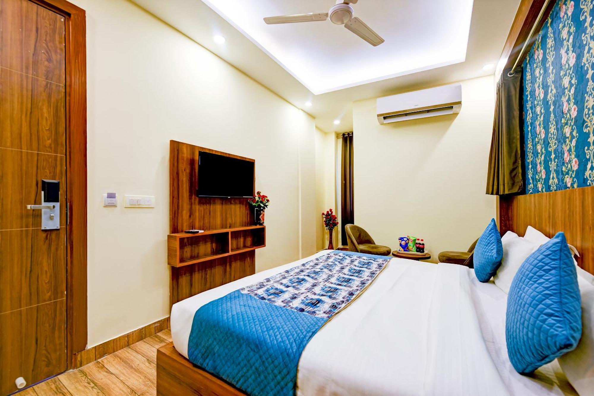 Rosewood Suites A Family Hotel Near Delhi Airport นิวเดลี ภายนอก รูปภาพ