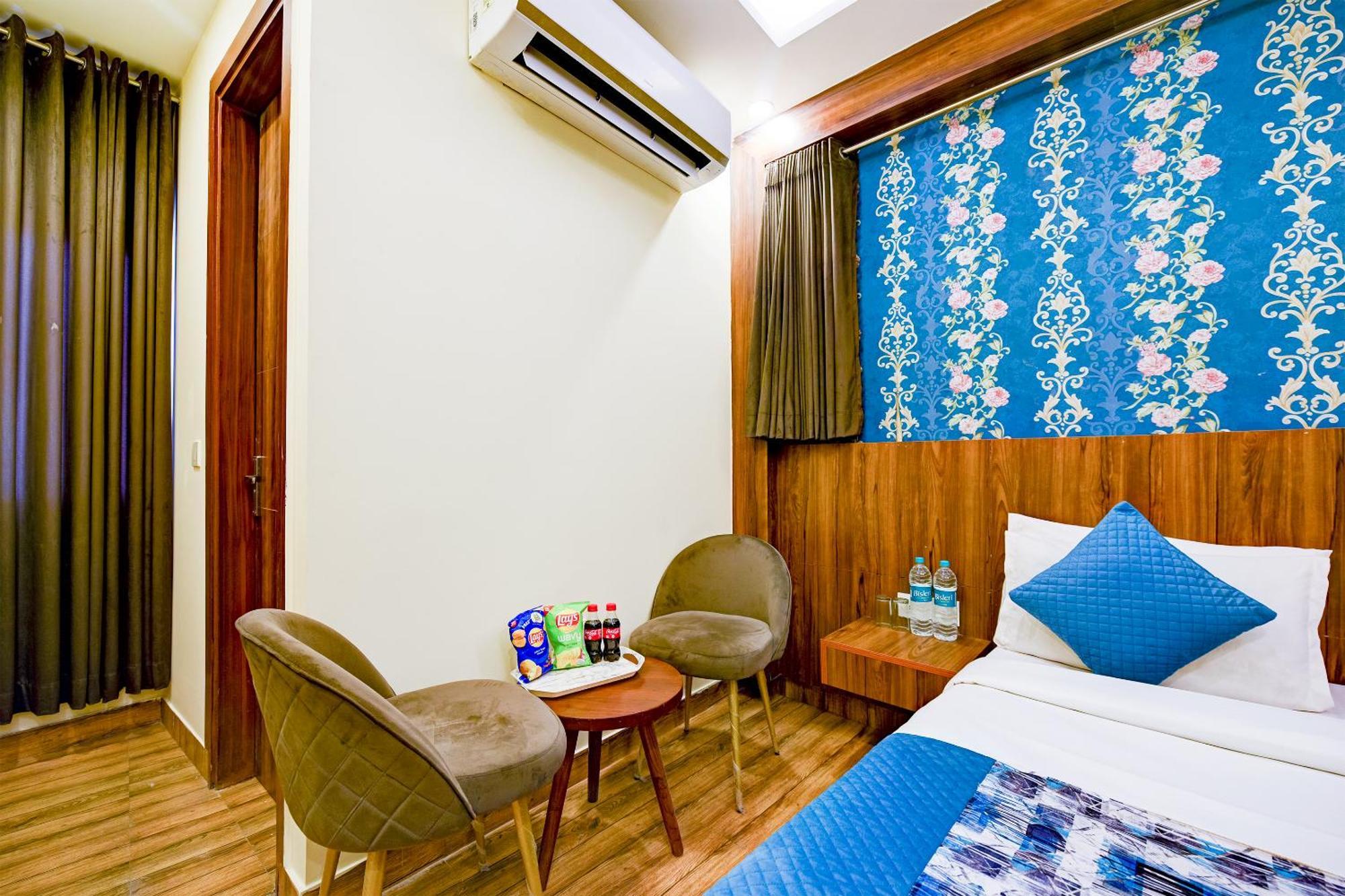 Rosewood Suites A Family Hotel Near Delhi Airport นิวเดลี ภายนอก รูปภาพ